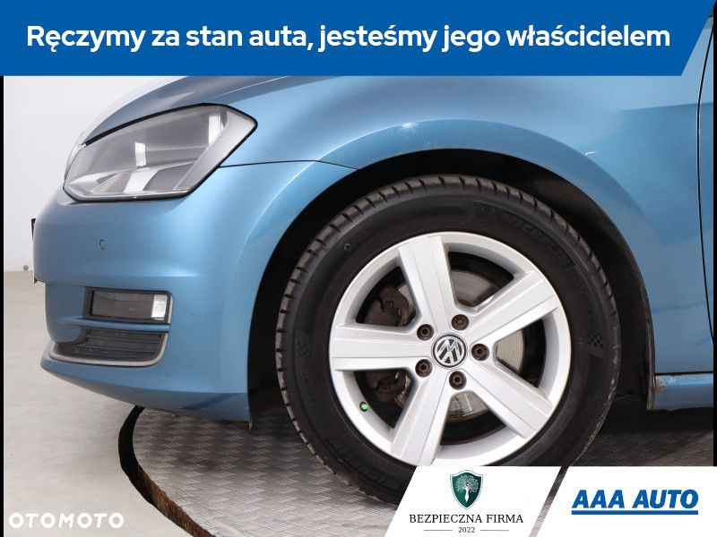Volkswagen Golf - 16