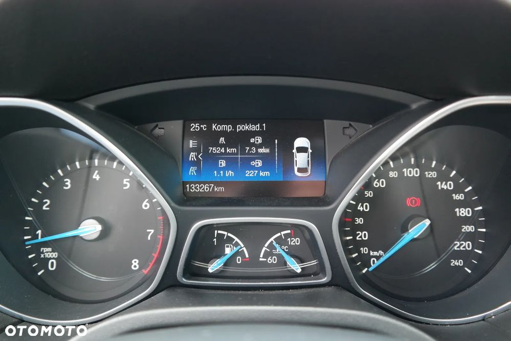 Ford Focus 1.6 FF Titanium - 14
