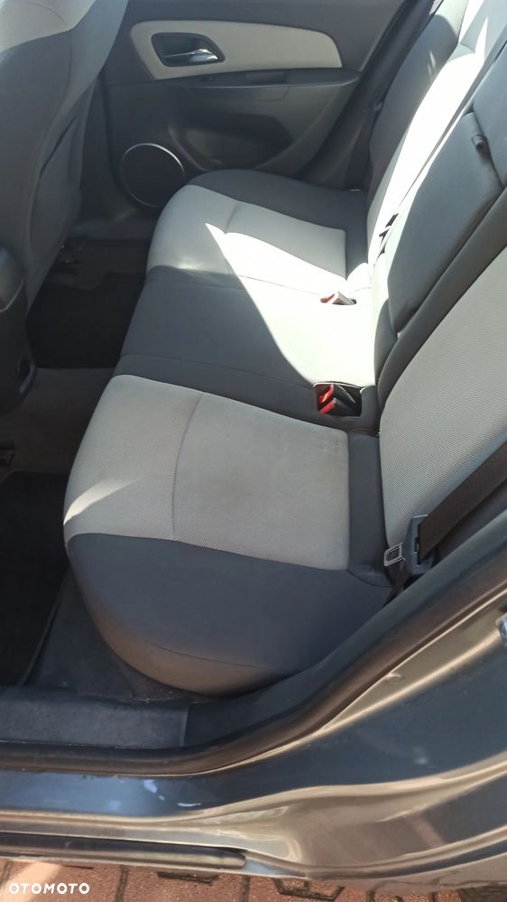 Chevrolet Cruze 2.0 VDCi LS - 8