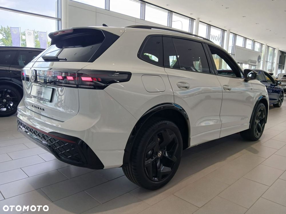 Volkswagen Tiguan - 5