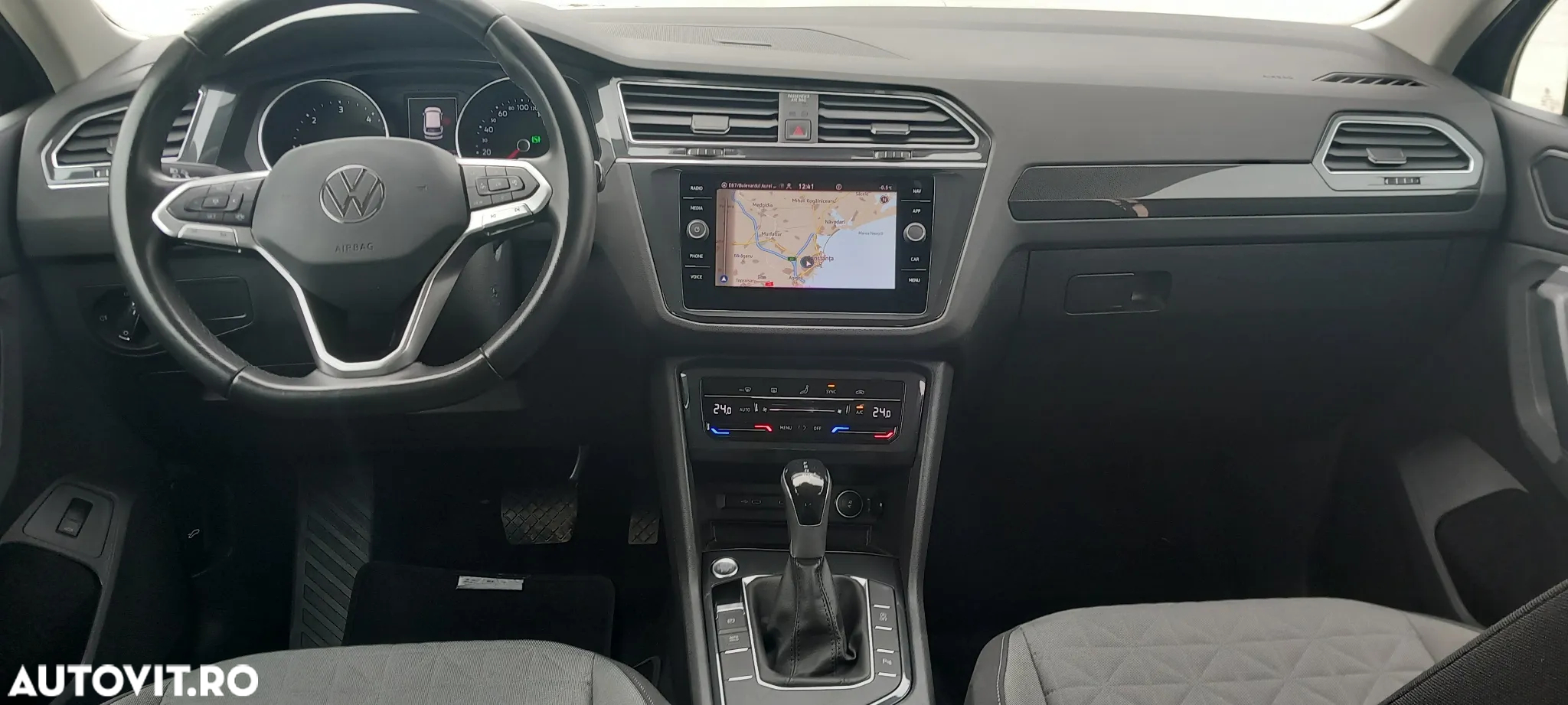 Volkswagen Tiguan - 20