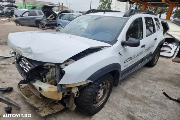 plansa de bord timonerie bara spate armatura haion portbagaj stop tripla stanga dreapta  bare longitudinale  alternator compresor ac electromotor Dacia Duster 1 facelift 2017, motor 1.6 benzina 115cp H4M 730 - 3