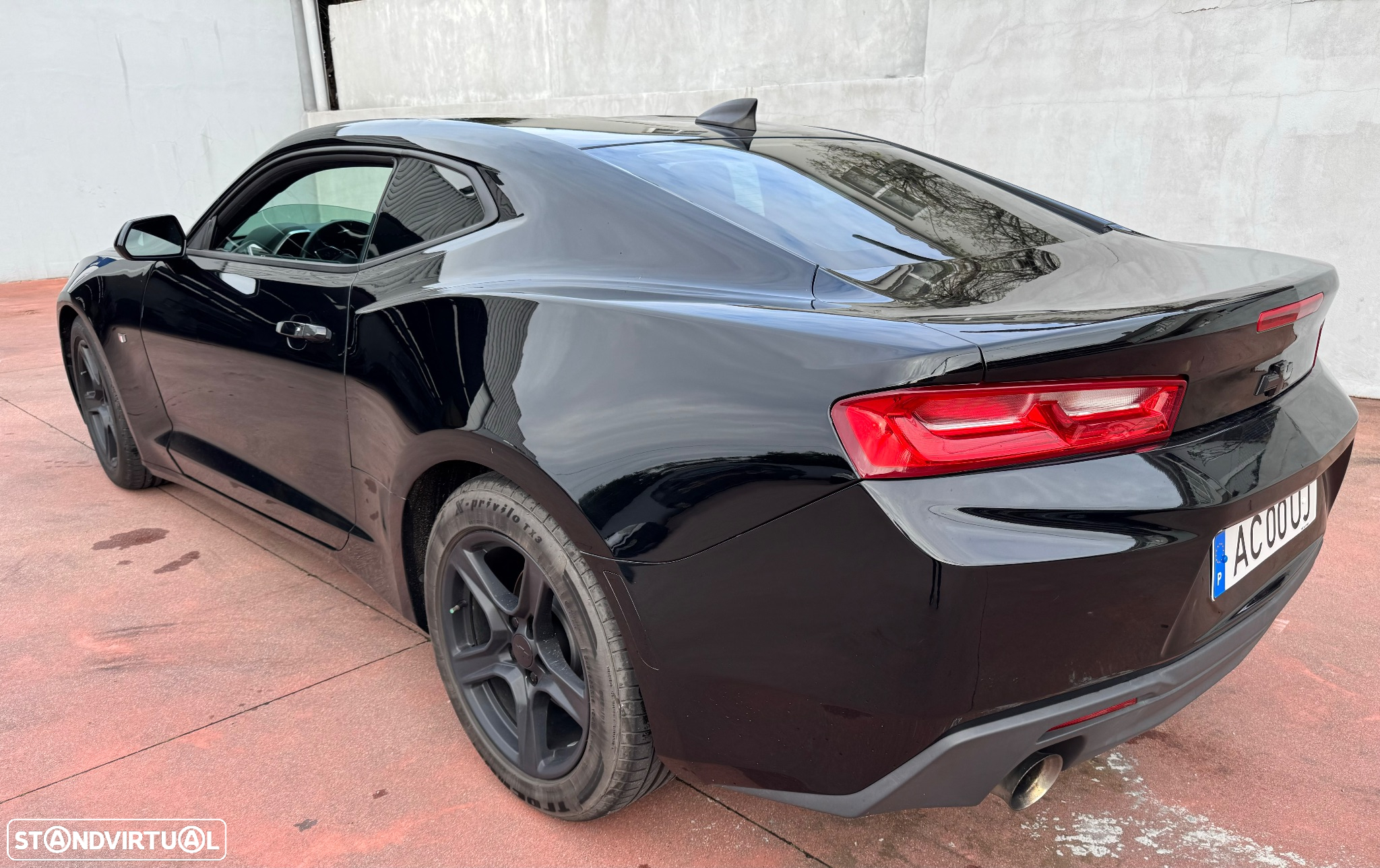 Chevrolet Camaro Coupe 2.0 Aut. - 12