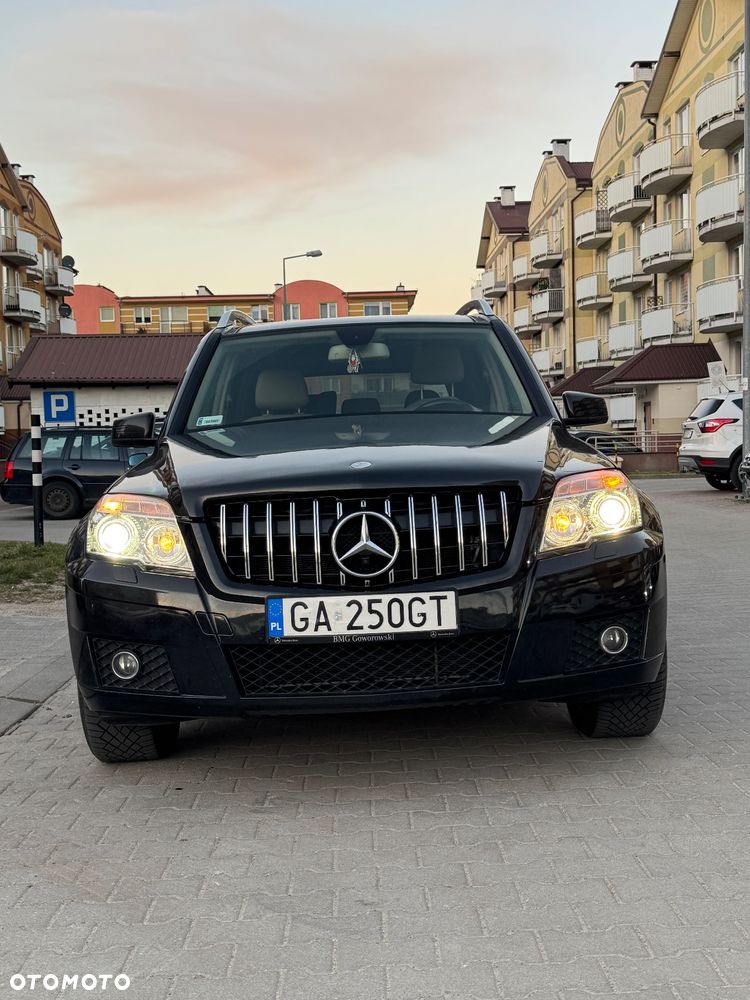 Mercedes-Benz GLK - 15