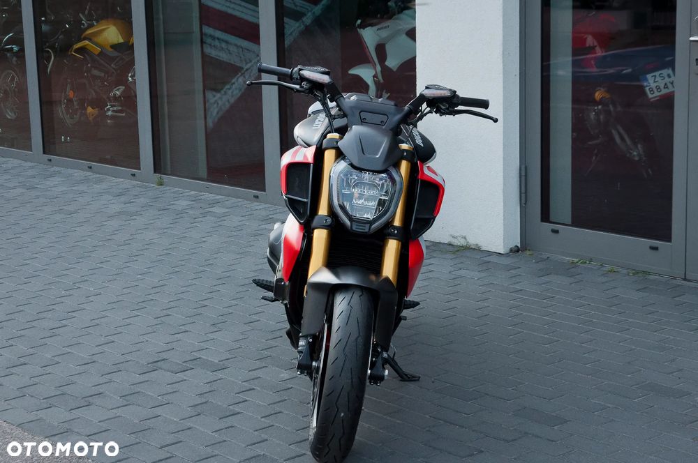 Ducati Diavel - 35