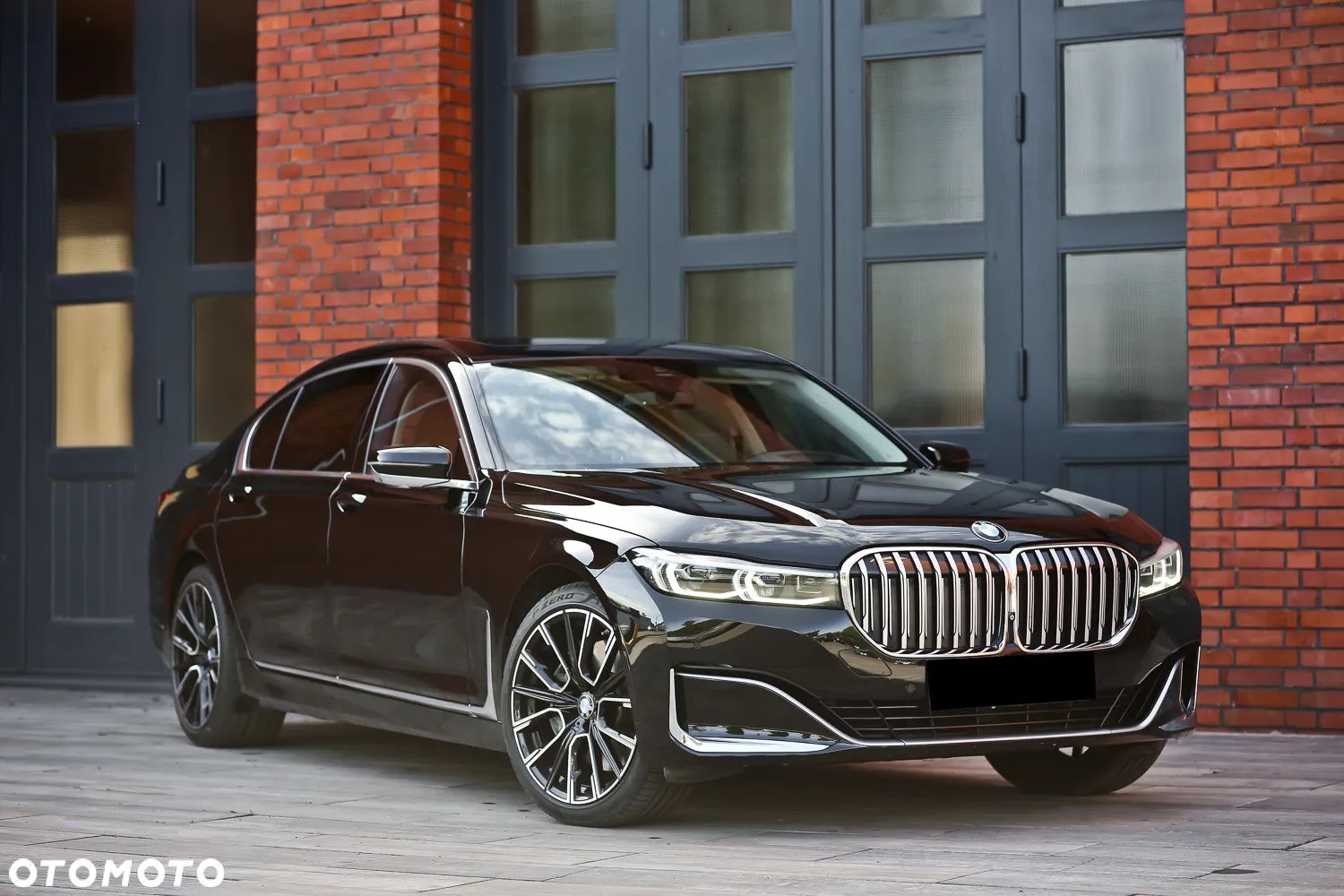 BMW Seria 7 750Li xDrive - 1