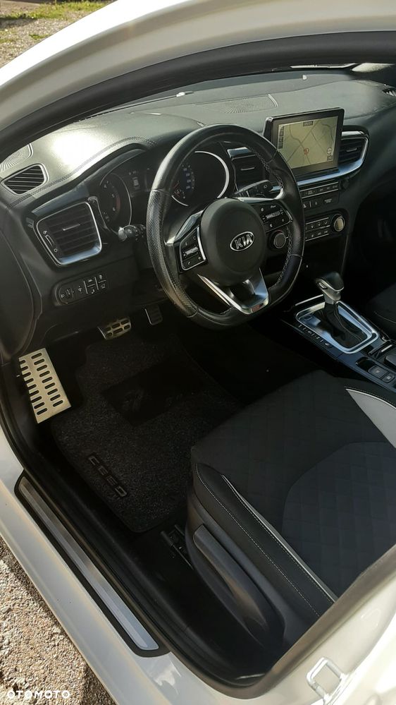 Kia Ceed 1.6 CRDi DCT GT Line - 13