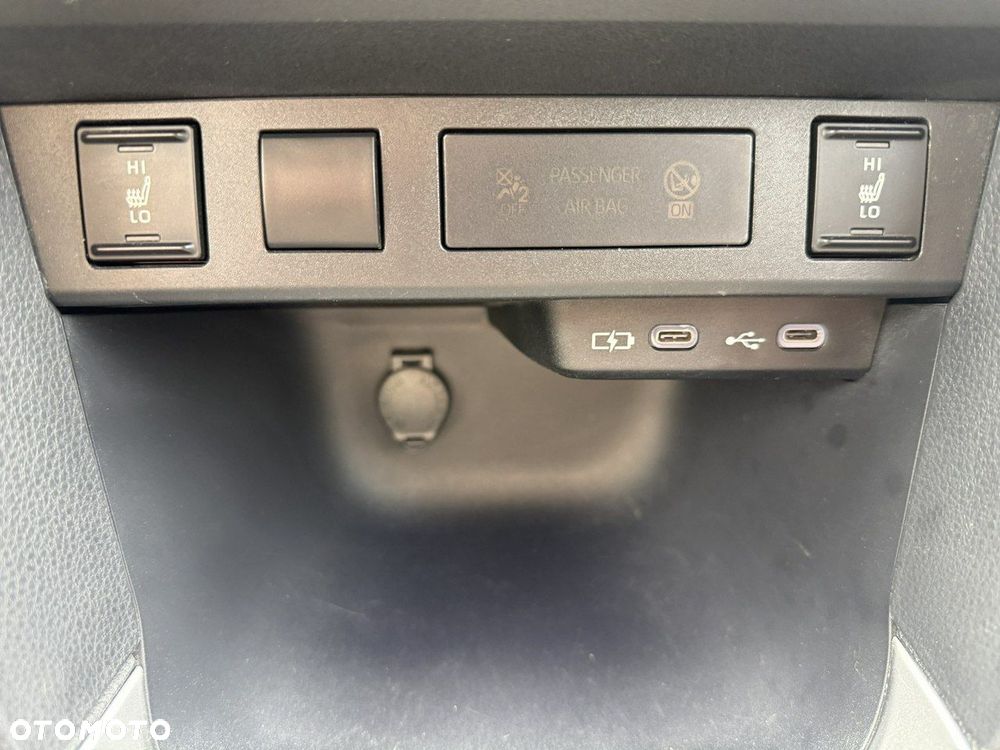 Toyota Yaris Cross Hybrid 1.5 Comfort - 31