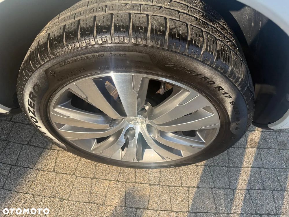 Peugeot 3008 THP 165 EAT6 Stop & Start Allure - 28