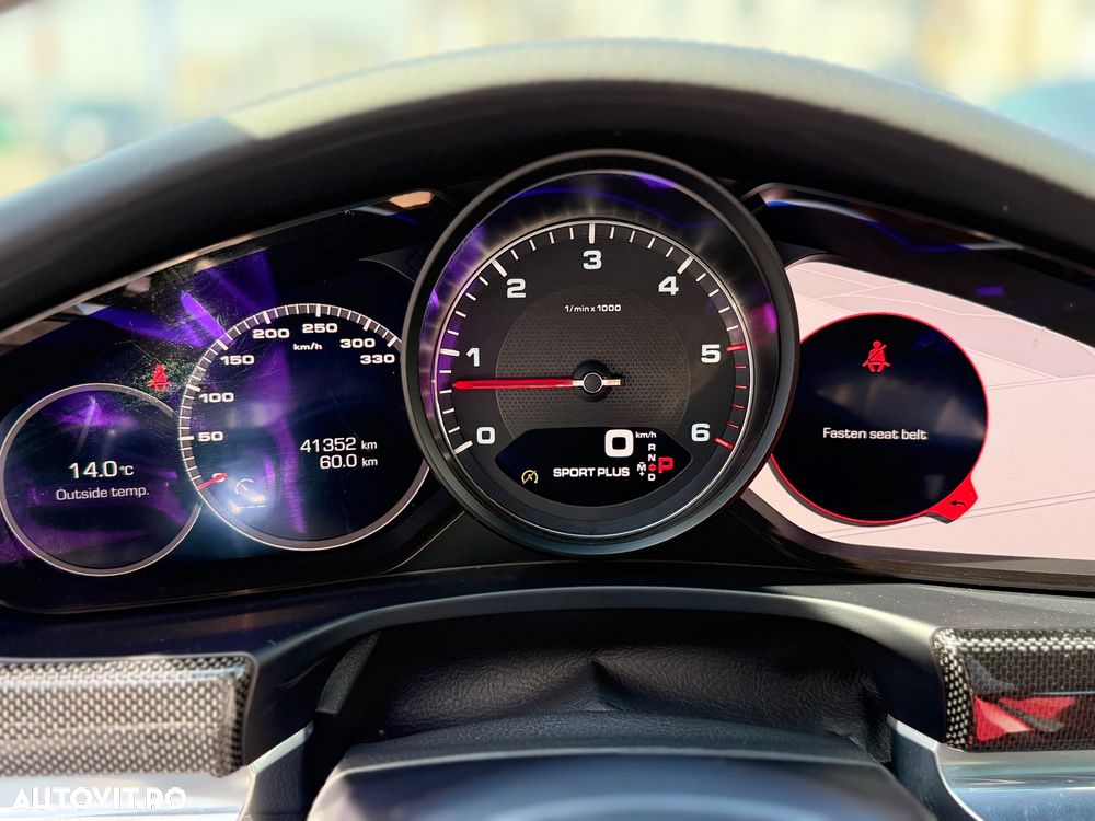Porsche Panamera - 19