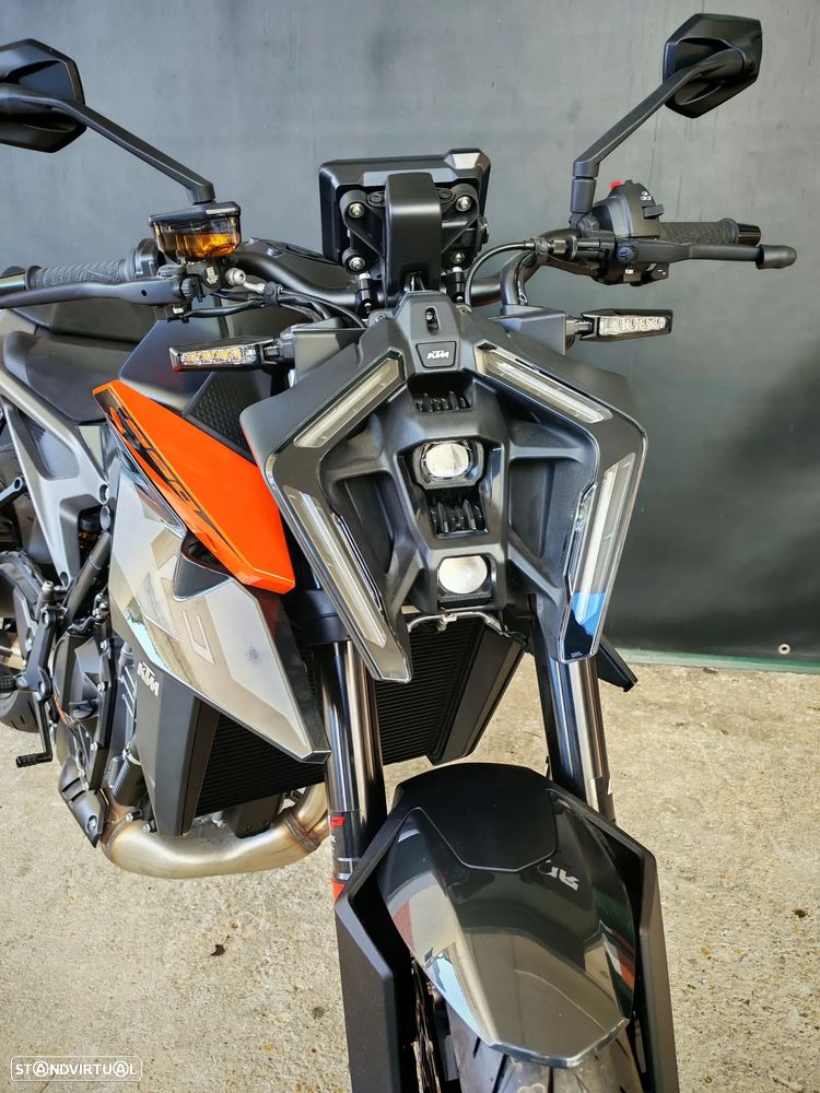 KTM 990 - 2