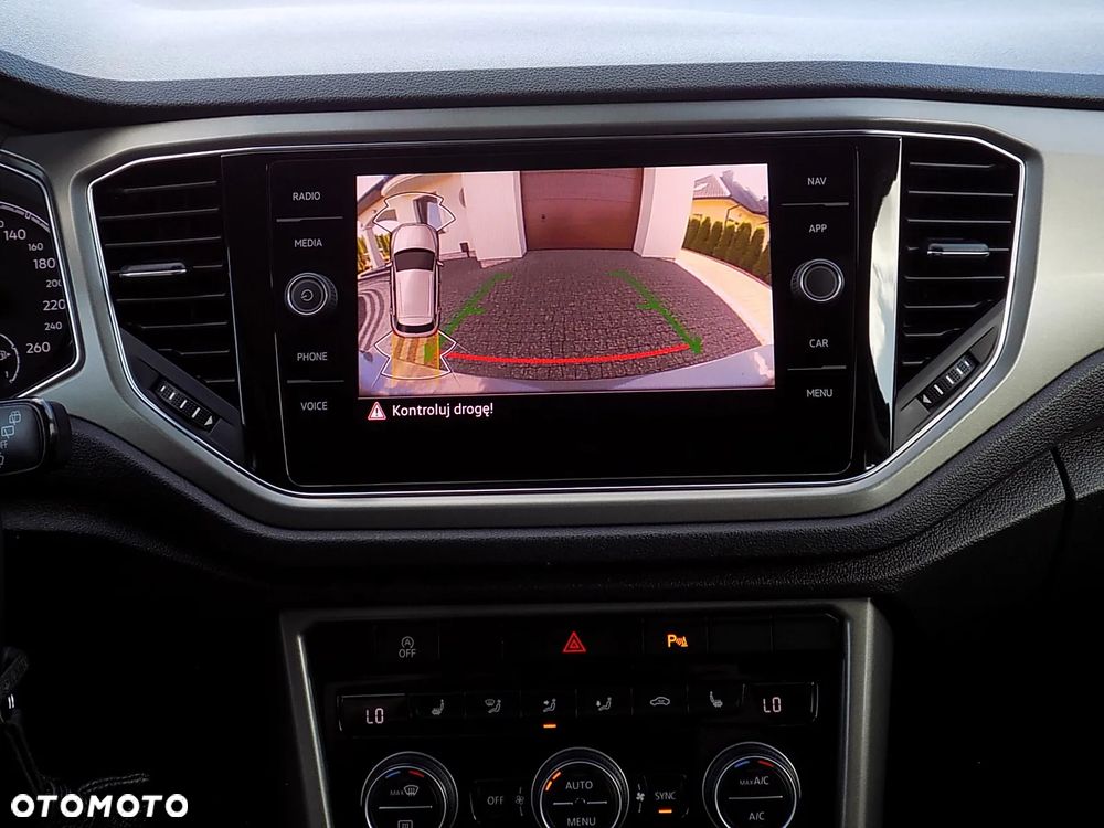 Volkswagen T-Roc 1.5 TSI Style - 29