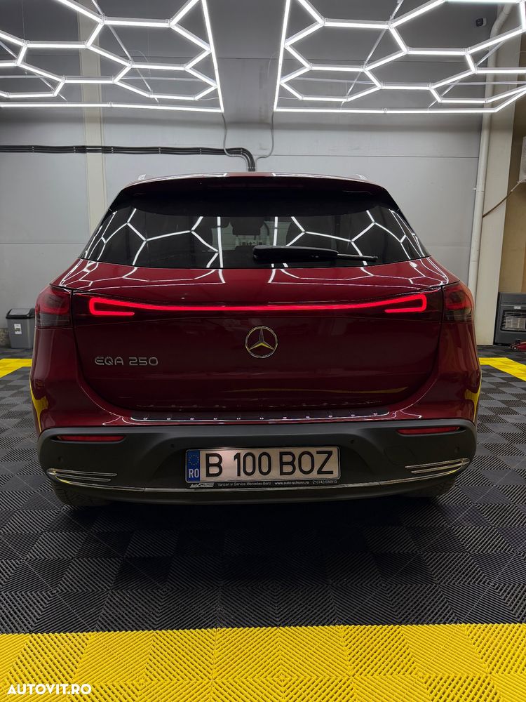 Mercedes-Benz EQA 250 - 4