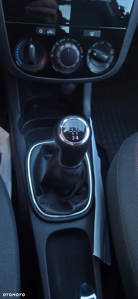 Opel Corsa 1.4 16V Color Race - 25