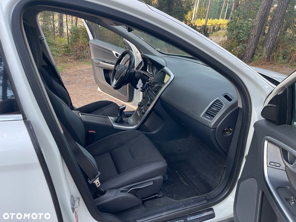 Volvo XC 60 D4 Drive-E Momentum - 12
