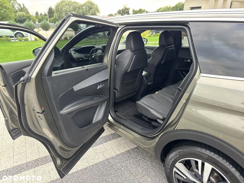 Peugeot 5008 - 32