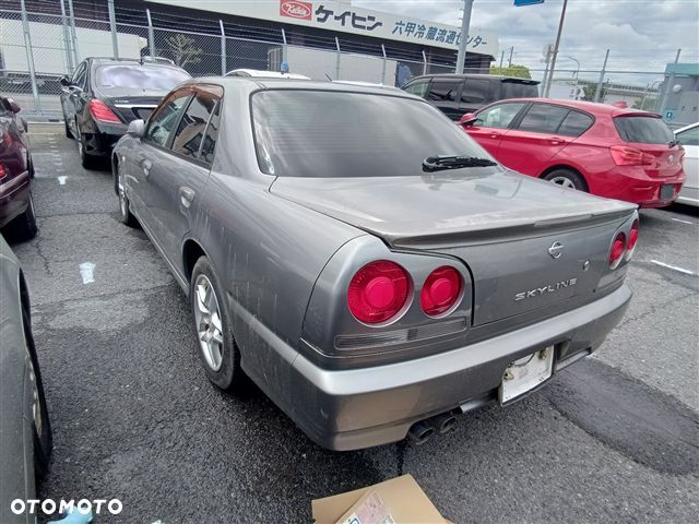 Nissan Skyline - 6