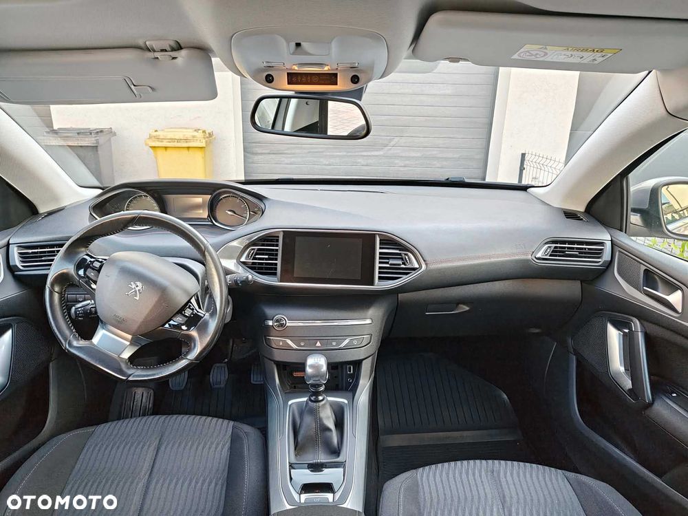 Peugeot 308 - 3