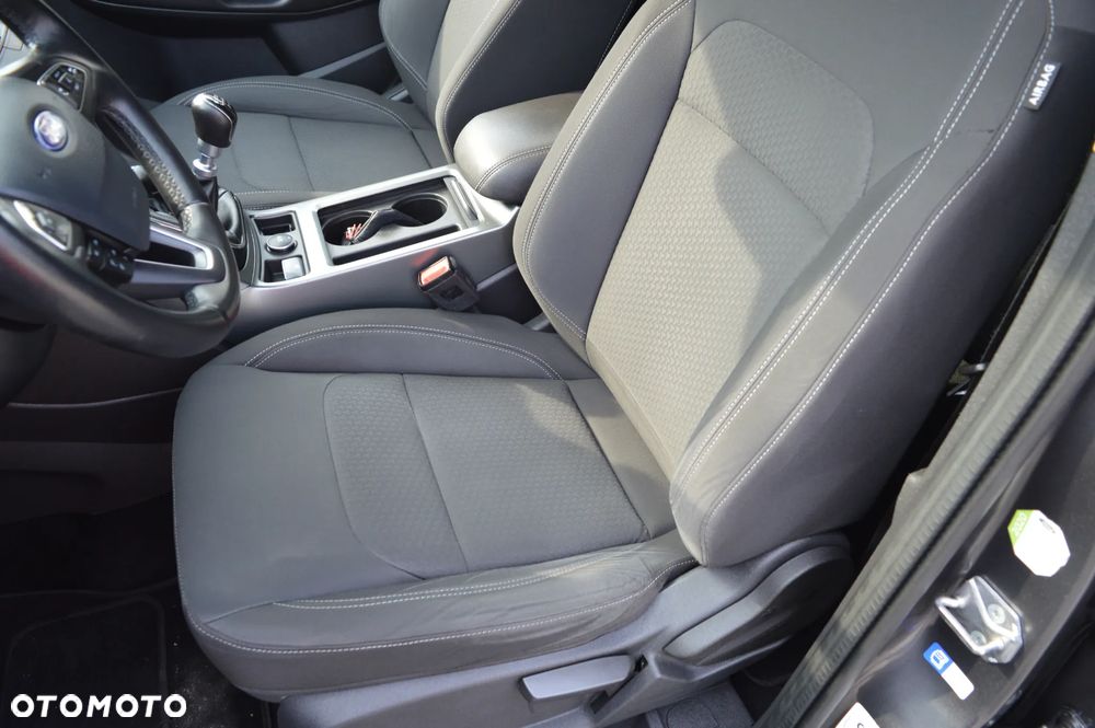 Ford Kuga 2.0 TDCi 4WD Titanium - 21