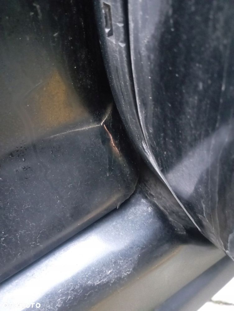 TOYOTA RAV4 II 5D KLAPA BAGAŻNIKA Z SZYBĄ GOŁA 202 - 3