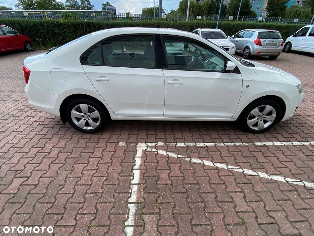 Skoda RAPID 1.2 TSI Elegance - 4