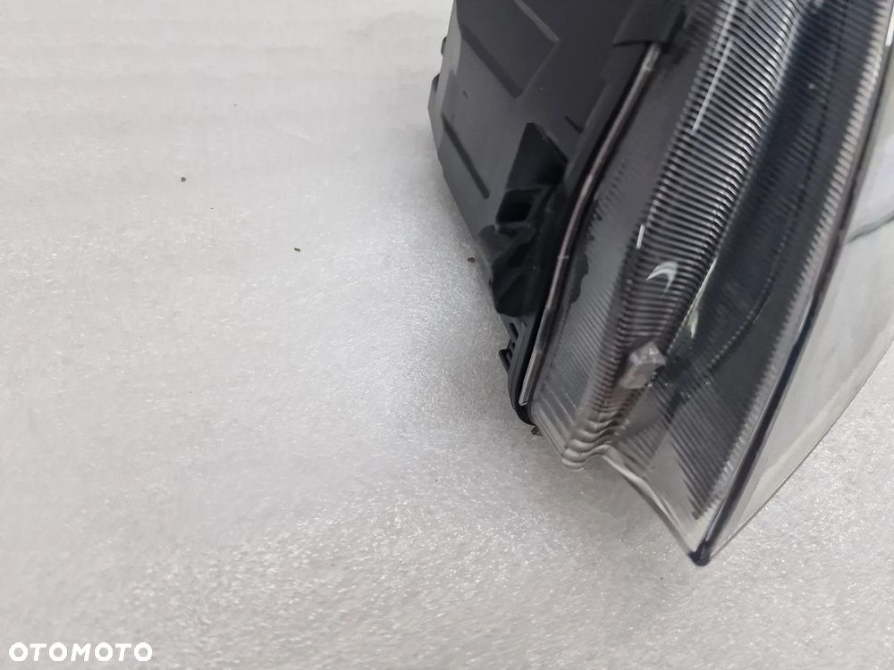 SKODA OCTAVIA 3 III 5E0 12- LEWA / PRAWA ZWYKŁA LAMPA PRZEDNIA PRZÓD , NR 5E1941016 / 5E1941015 , NR AUKCJI LA261 - 26