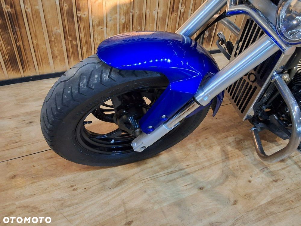 Suzuki VZ - 24
