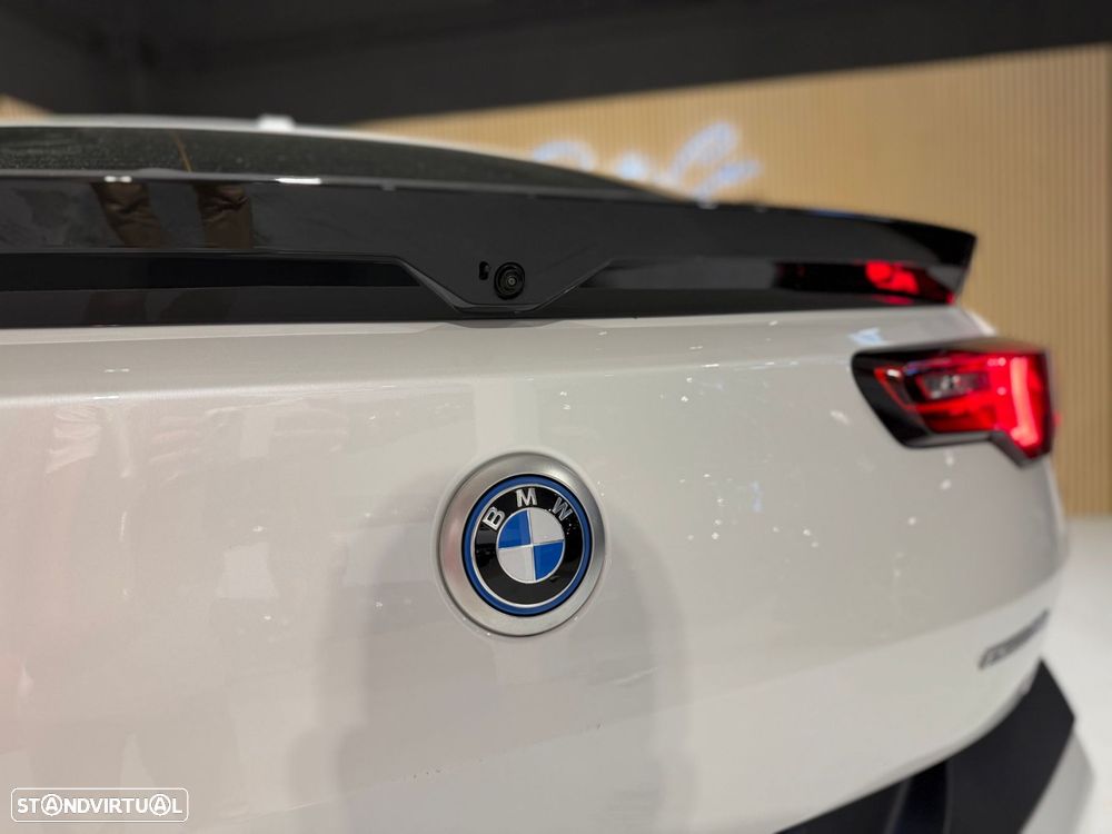 BMW iX2 eDrive20 - 38