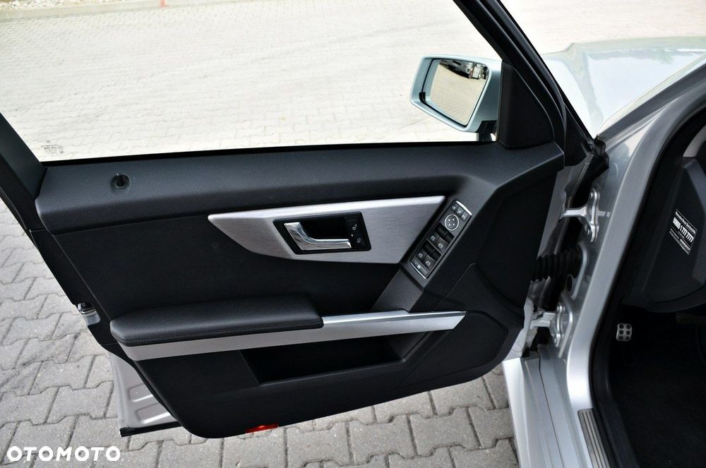 Mercedes-Benz GLK - 17