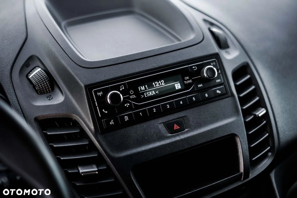 Ford Transit Connect - 10