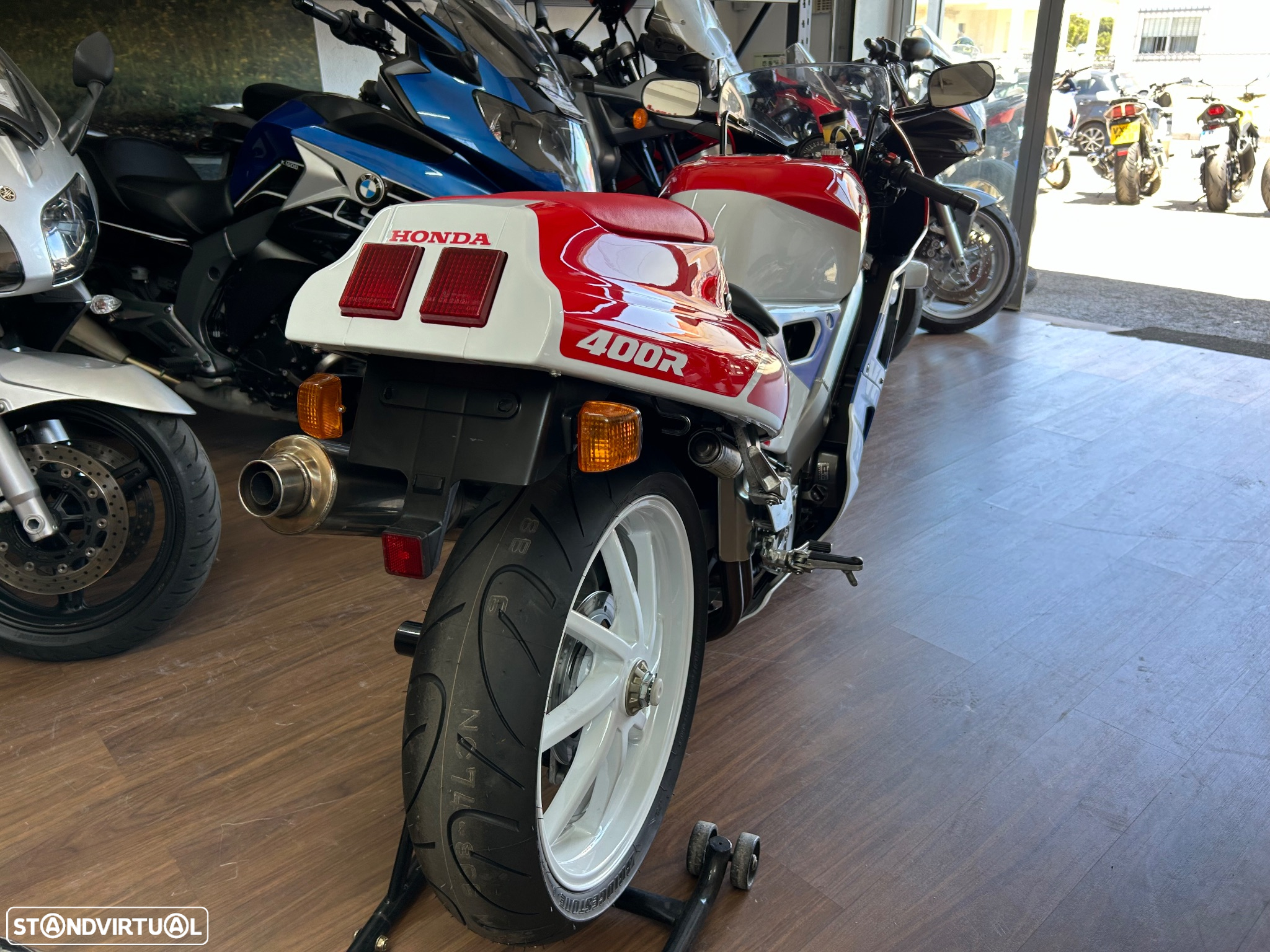 Honda VFR 400 Nc30 - 8