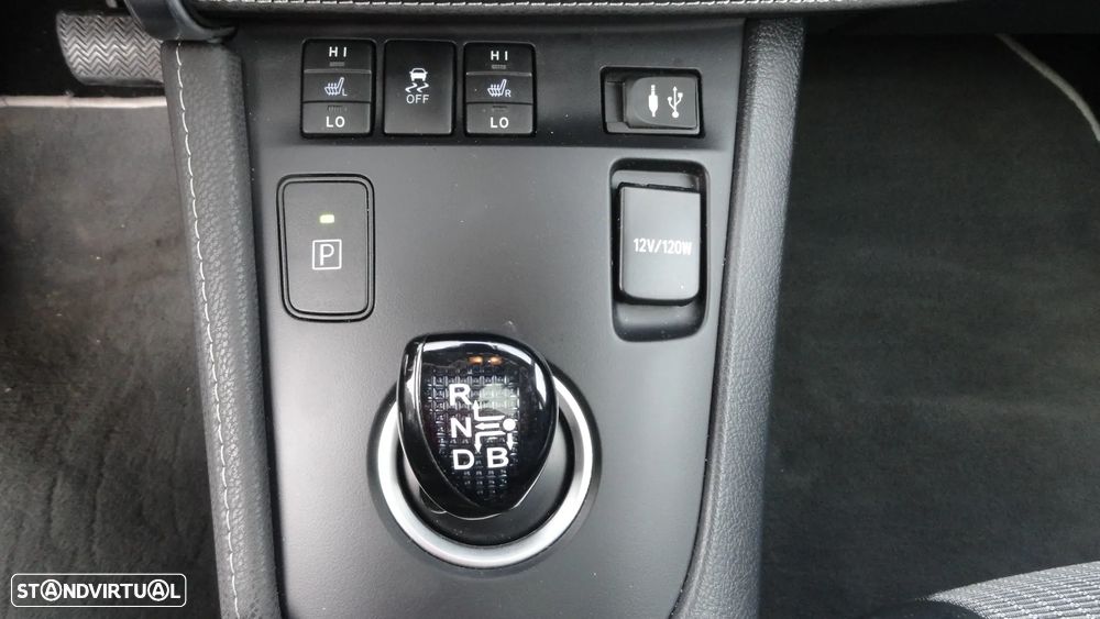 Toyota Auris Touring Sports 1.8 HSD Exclusive +TSS+Navi - 14