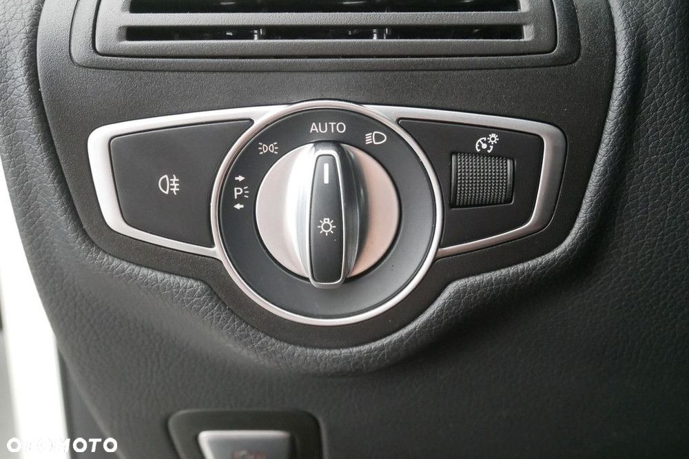 Mercedes-Benz GLC - 28