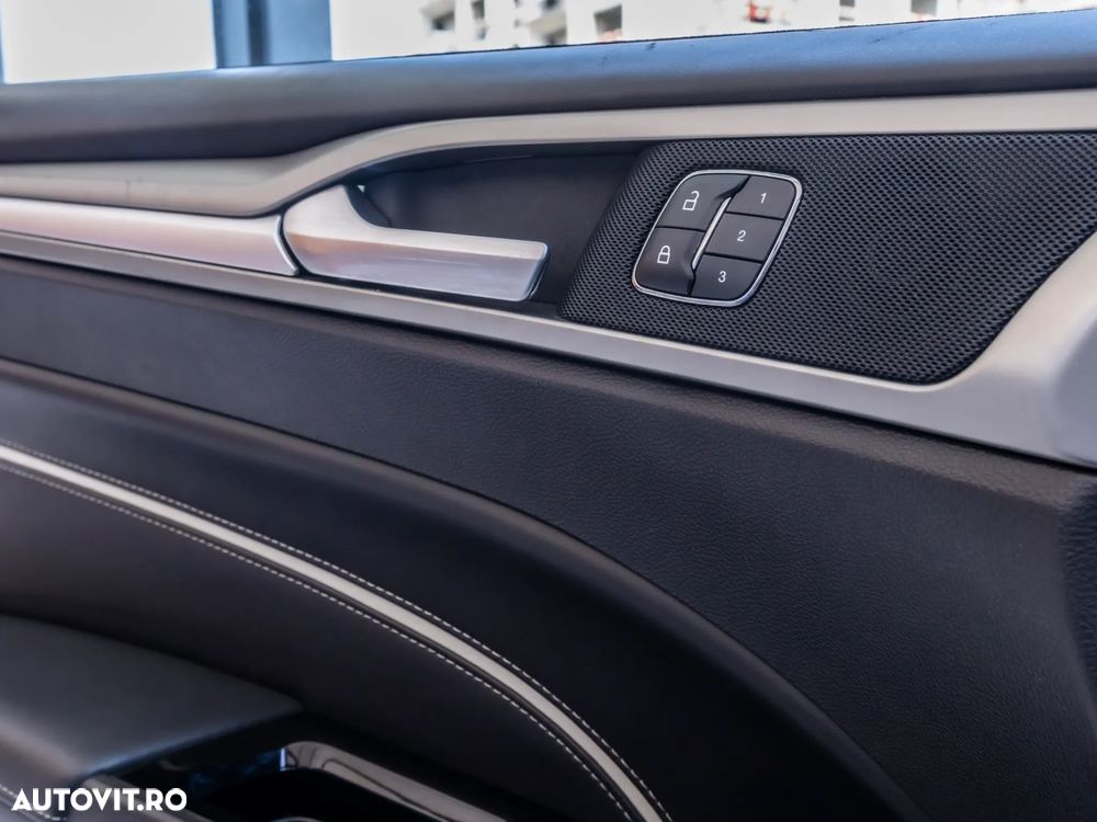 Ford Mondeo Vignale 2.0 Hybrid - 19