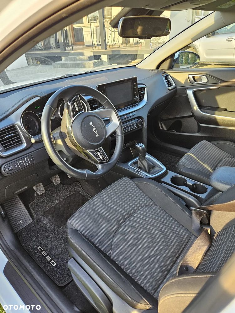 Kia Ceed 1.0 T-GDI ISG Dream Team Edition - 15