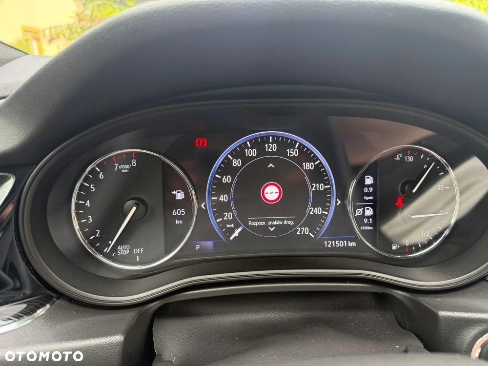 Opel Insignia CT 1.5 T Exclusive S&S - 28
