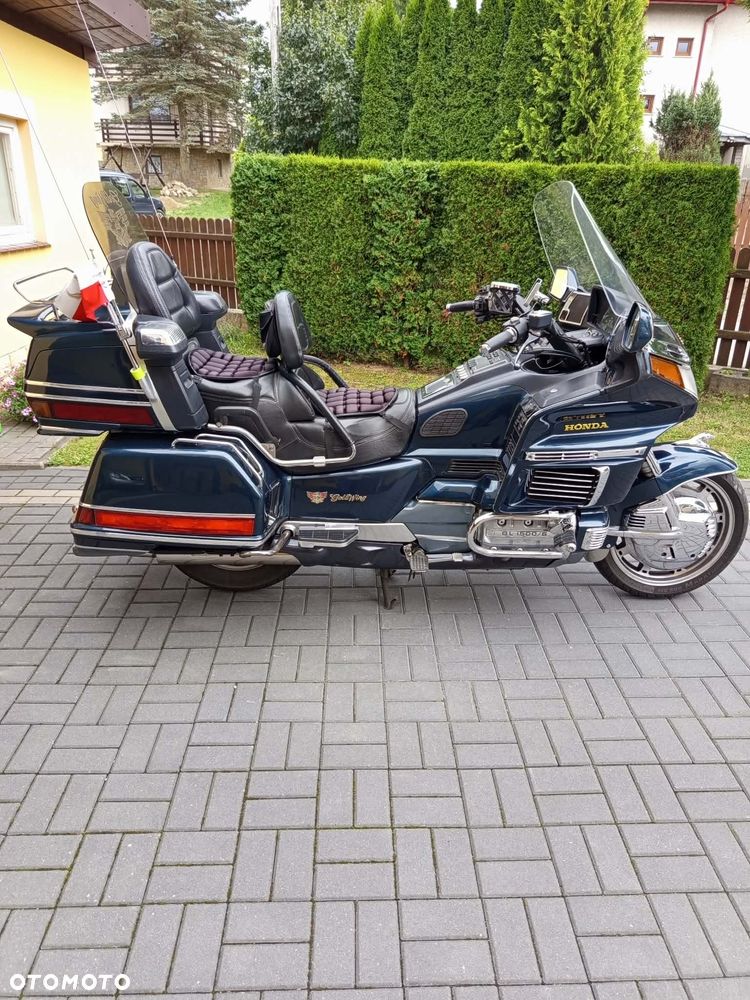 Honda GL - 5