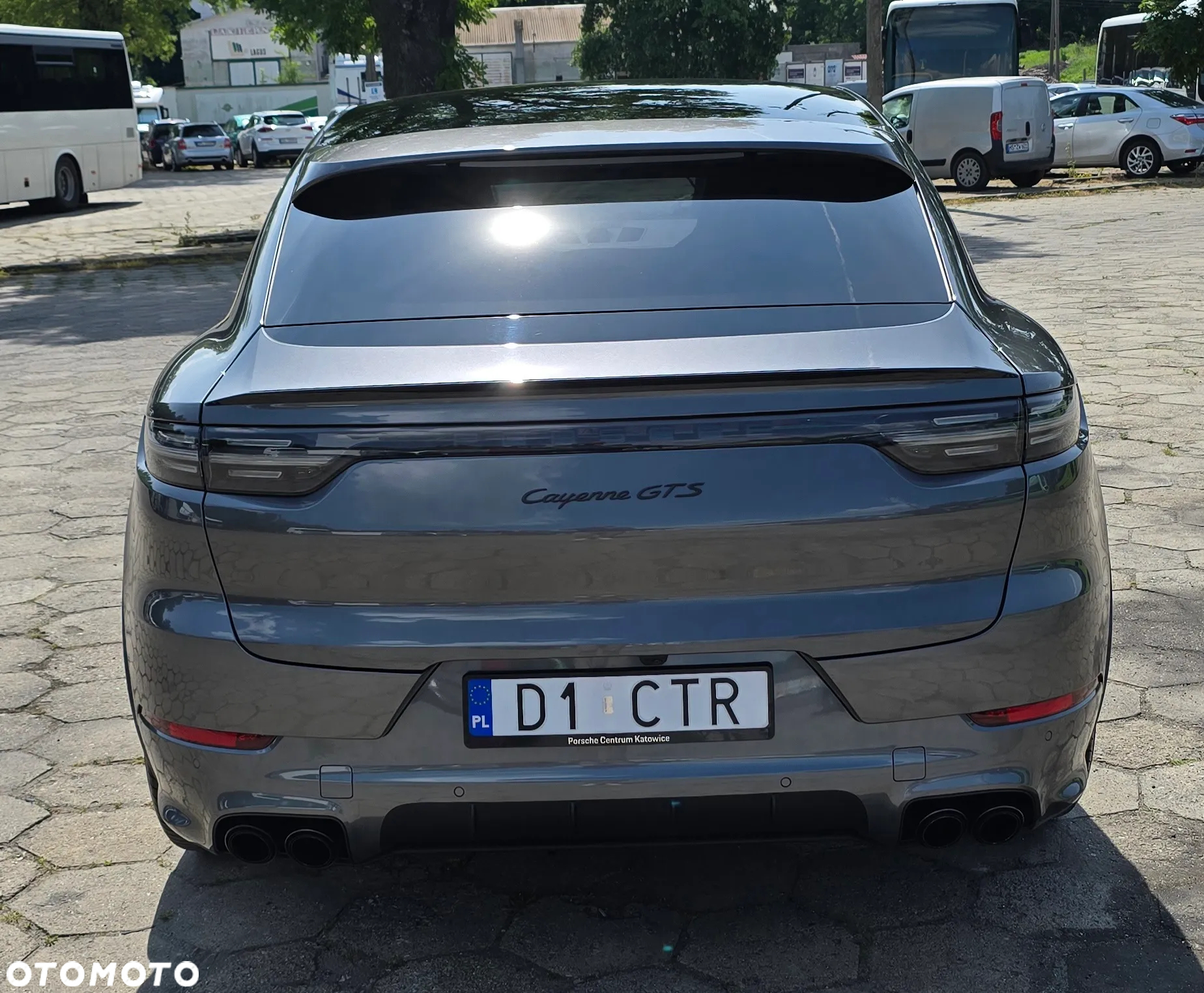 Porsche Cayenne GTS - 9
