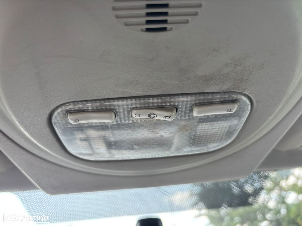 Peugeot Partner 1.6 HDI 90cv - LONGA - 2 PORTAS LATERAIS - 29