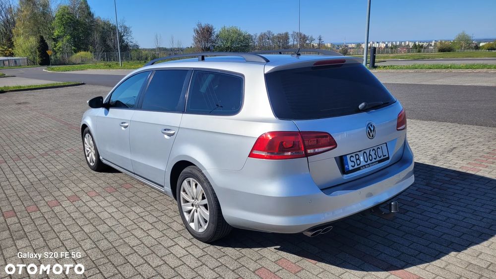 Volkswagen Passat 2.0 TDI DSG Highline - 8