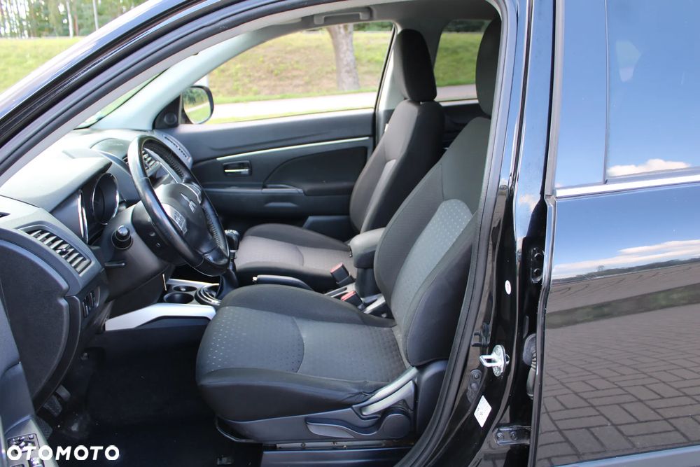 Mitsubishi ASX - 18