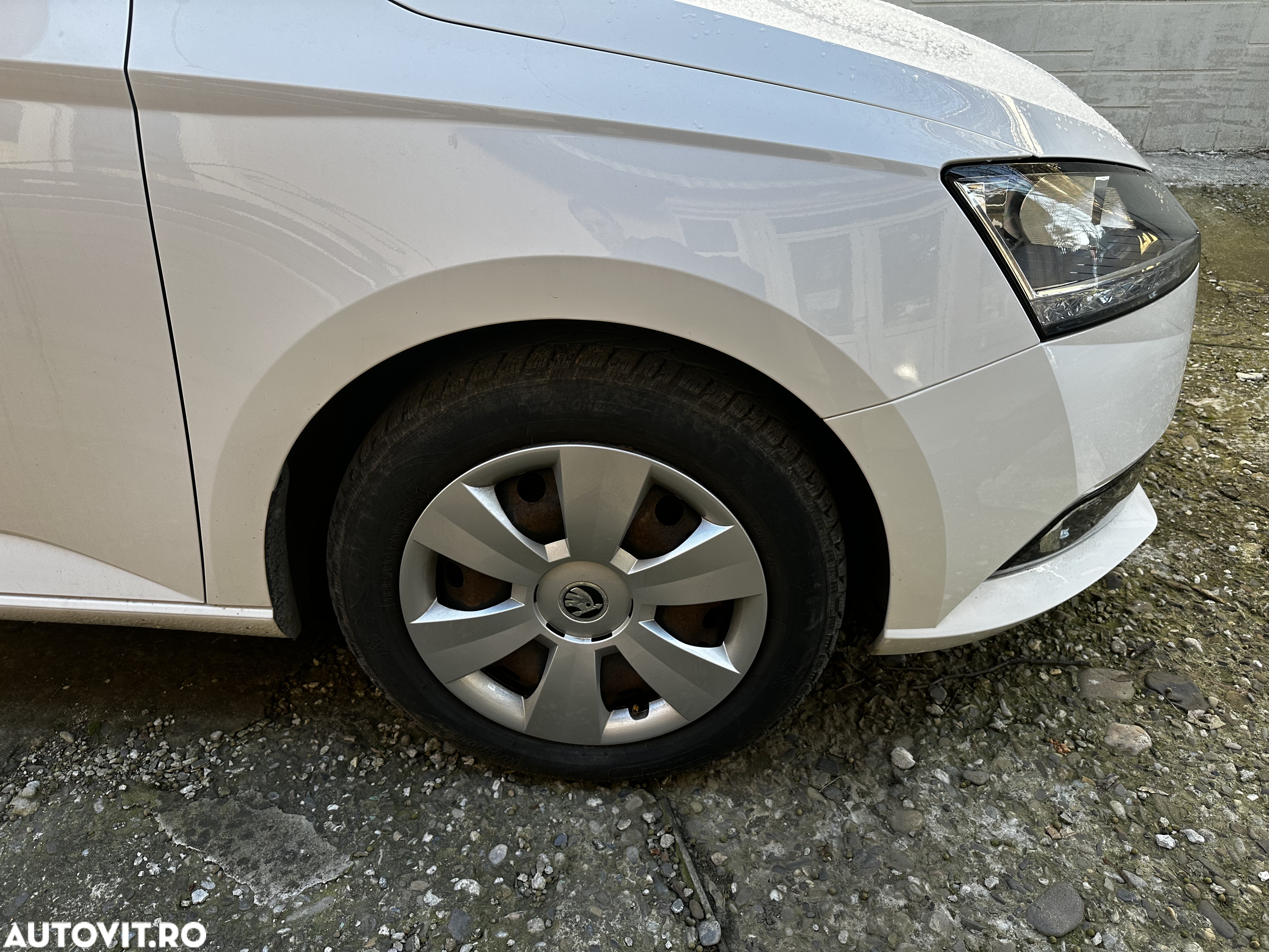 Skoda Fabia 1.0 TSI Ambition - 4