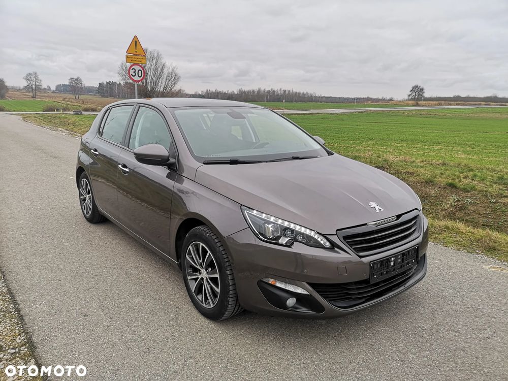 Peugeot 308 125 THP Allure - 19