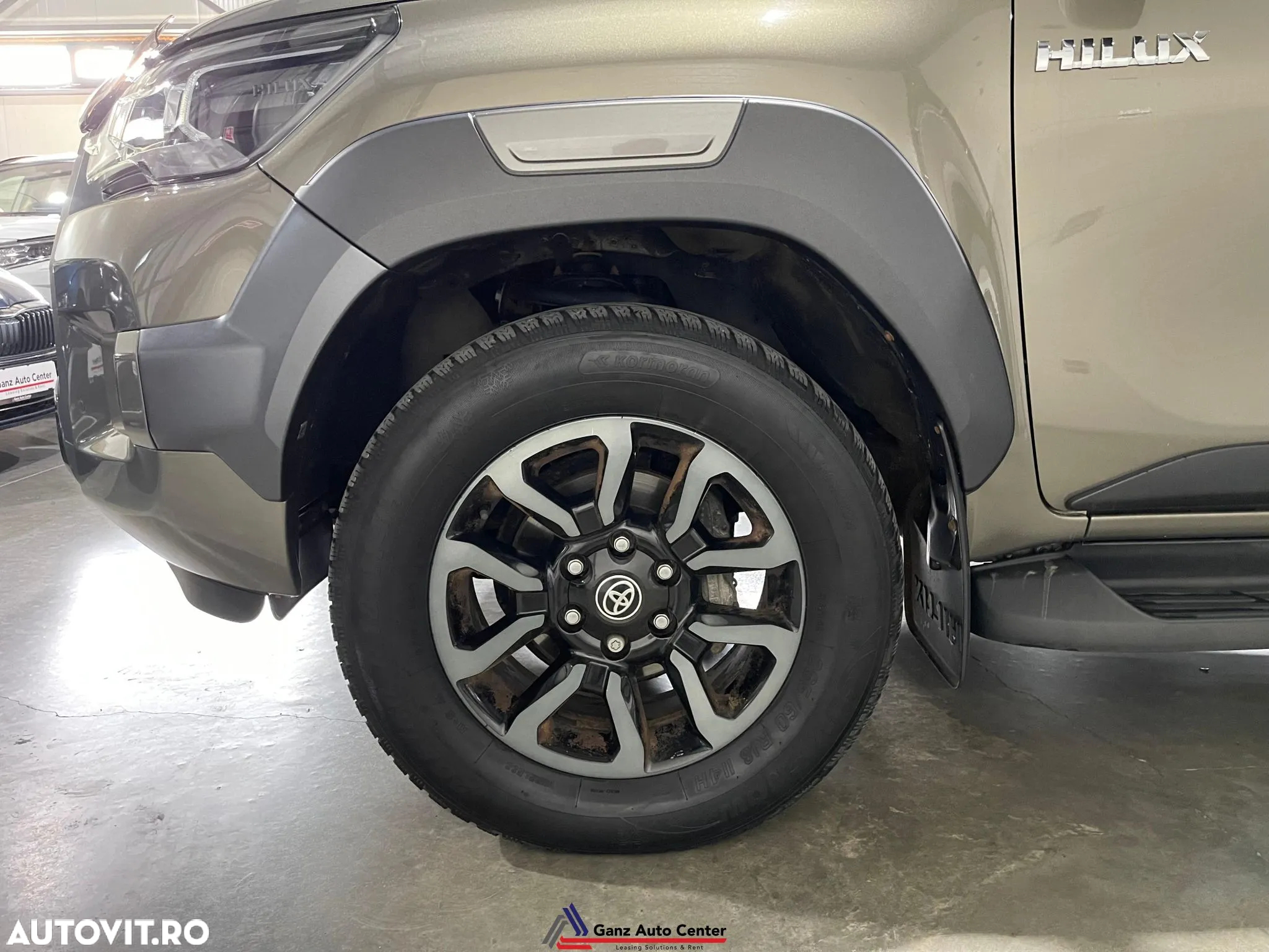Toyota Hilux 2.8D 204CP 4x4 Double Cab AT Invincible - 32