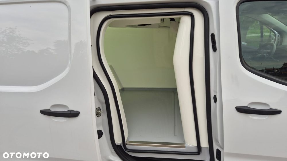 Toyota Proace City - 14