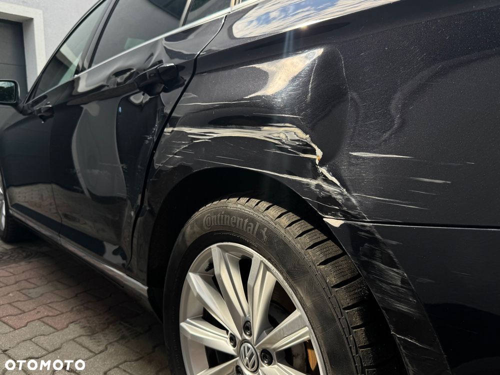 Volkswagen Passat 2.0 TDI SCR (BlueMotion Technology) DSG Highline - 40