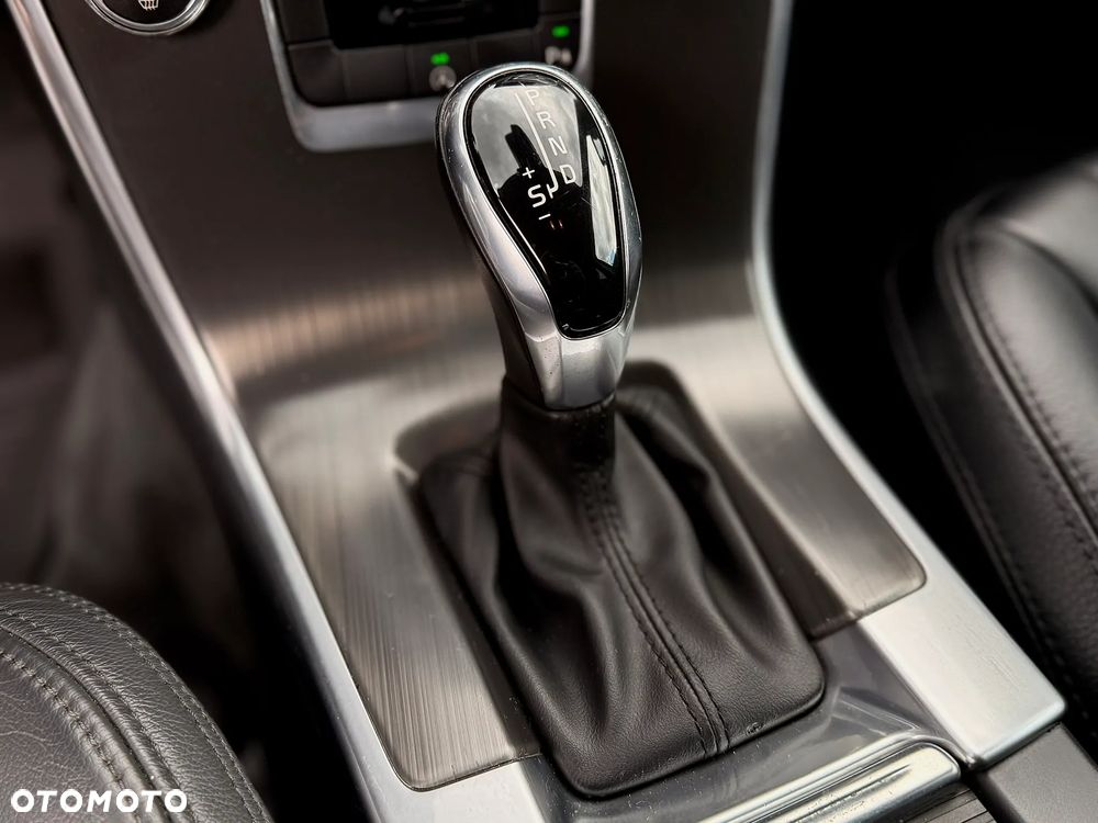 Volvo XC 60 D4 Geartronic Momentum - 13