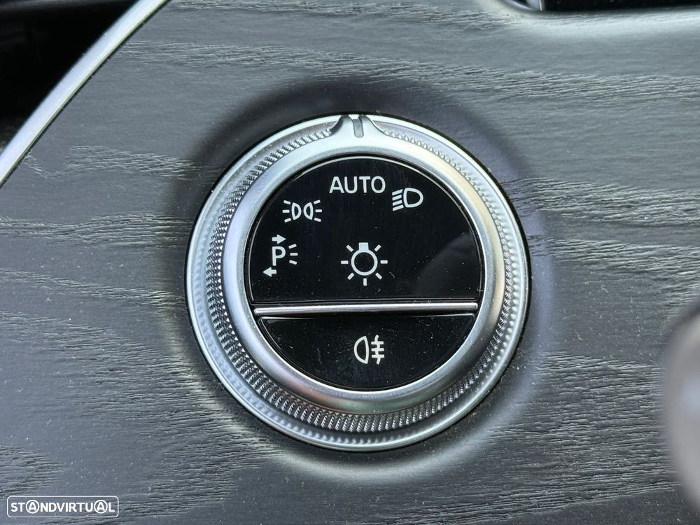 Mercedes-Benz E 300 de - 39