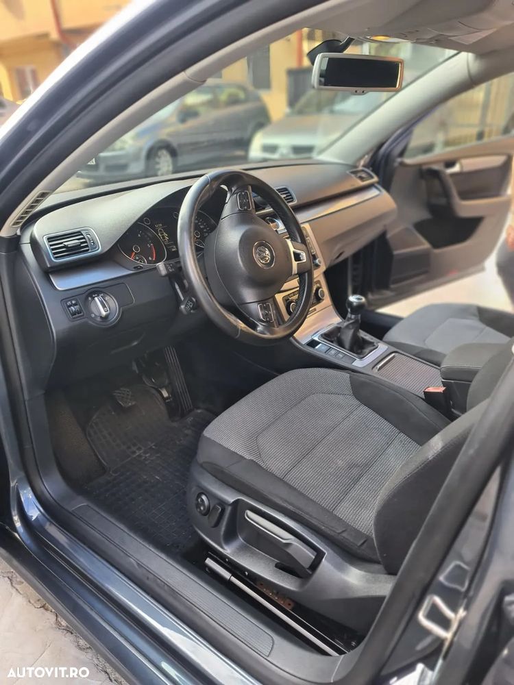 Volkswagen Passat 2.0TDI Highline DPF 4Motion - 2