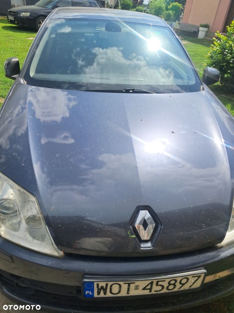 Renault Laguna - 1